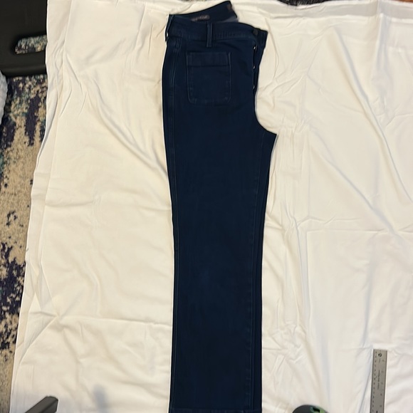 NYSJ button fly dark blue jeans. - Picture 6 of 6